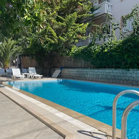 Fora Aparthotel