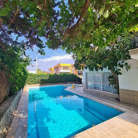 Ξενοδοχείο με διαμερίσματα Fora