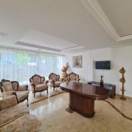 Fora Aparthotel Çeşme