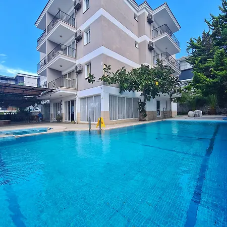 Fora Aparthotel Çeşme